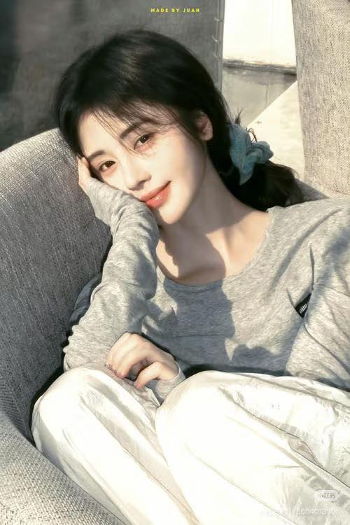 CÔ DÂU CỦA MỘT NGƯỜI XA LẠ