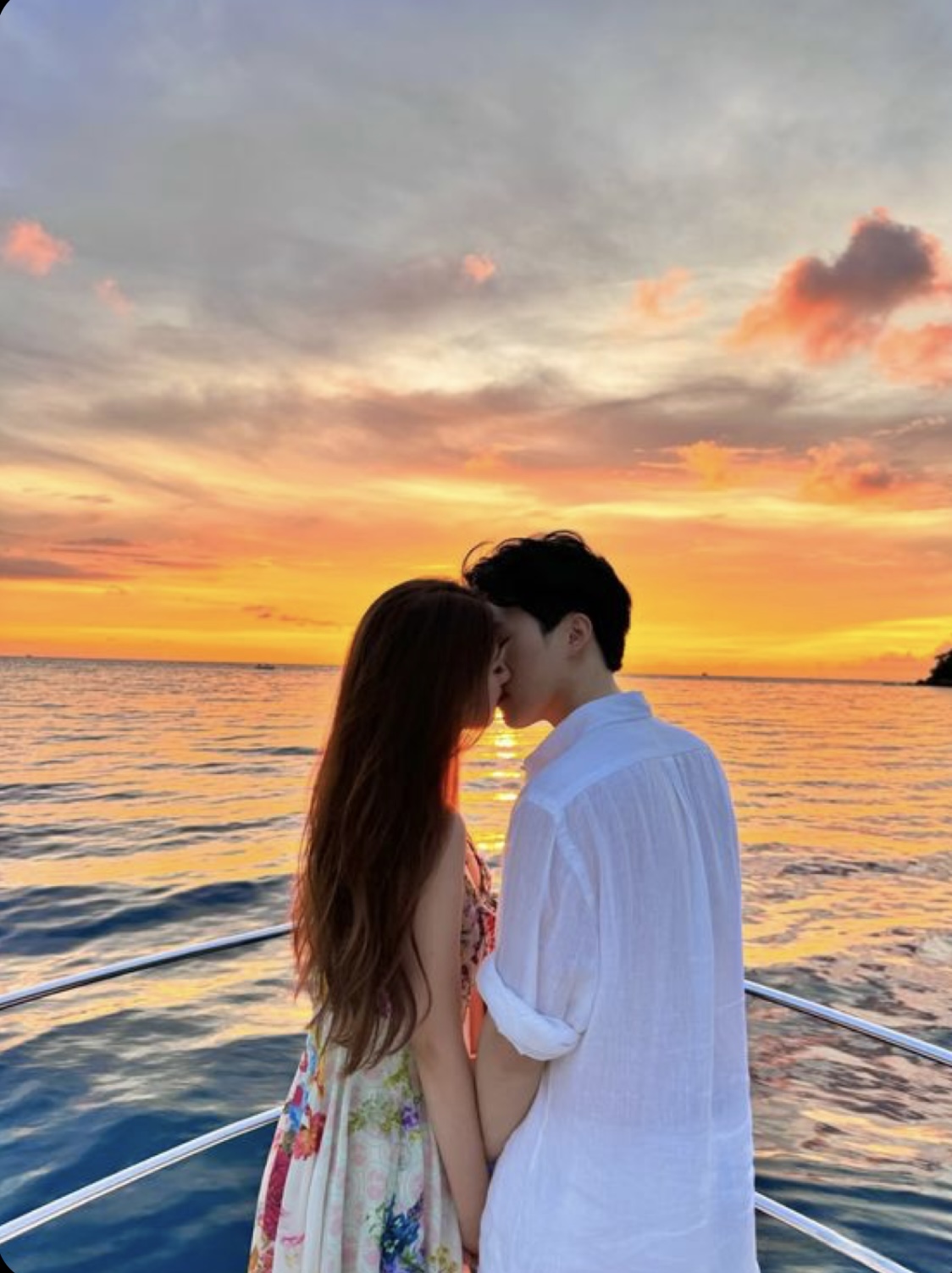 SẴN SÀNG RỜI XA ANH