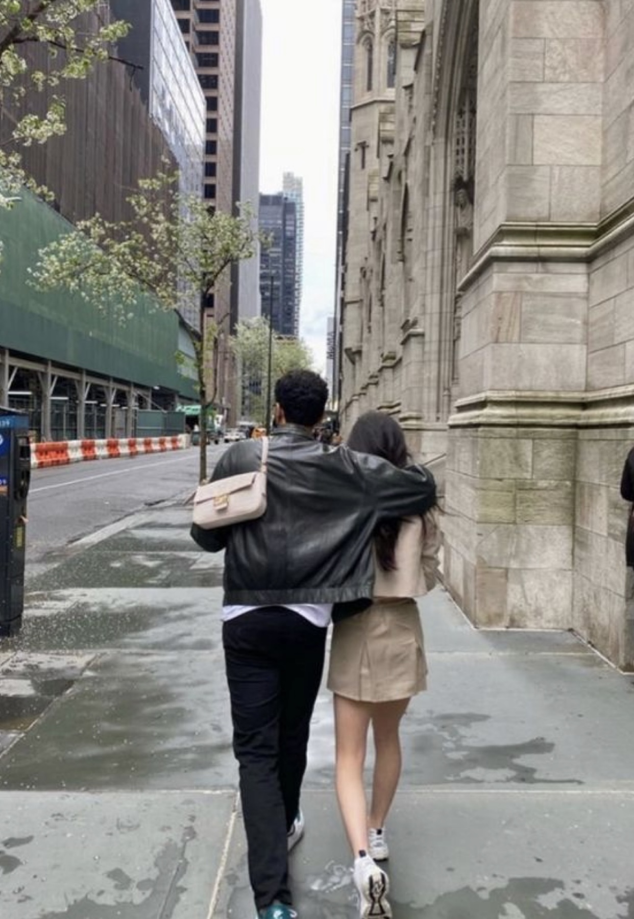 NĂM THỨ 10 HÔN NHÂN TAN VỠ