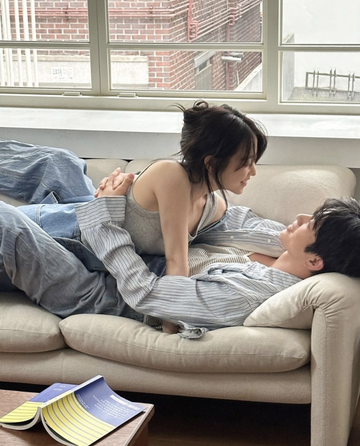 NHÂN DUYÊN TRÊN TÀU CAO TỐC