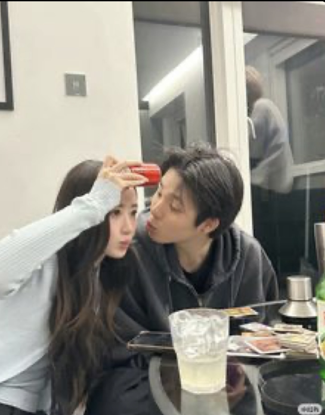 TRONG LÚC TẬP YOGA, SẾP GỌI ĐIỆN CHO TÔI