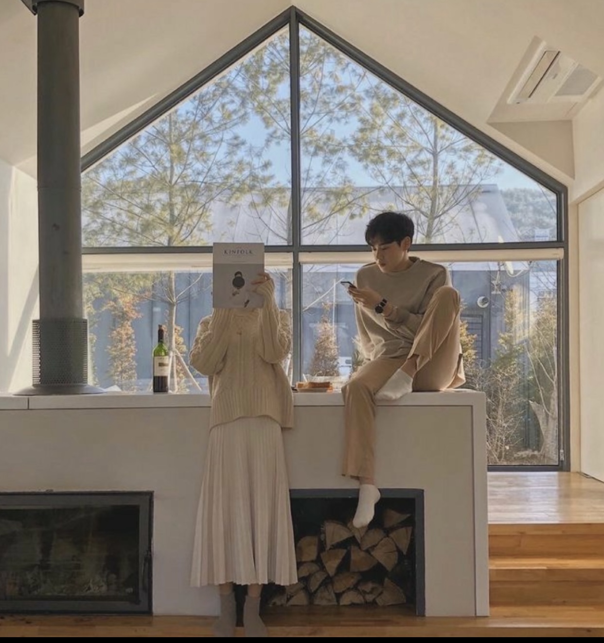 KHOẢNH KHẮC RỰC RỠ PHÍA TRƯỚC