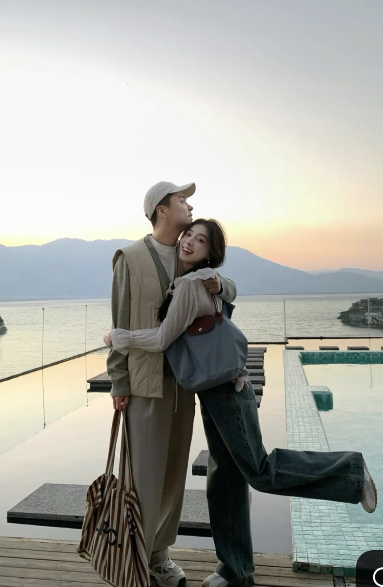 BÍ MẬT 10 NĂM HÉ LỘ