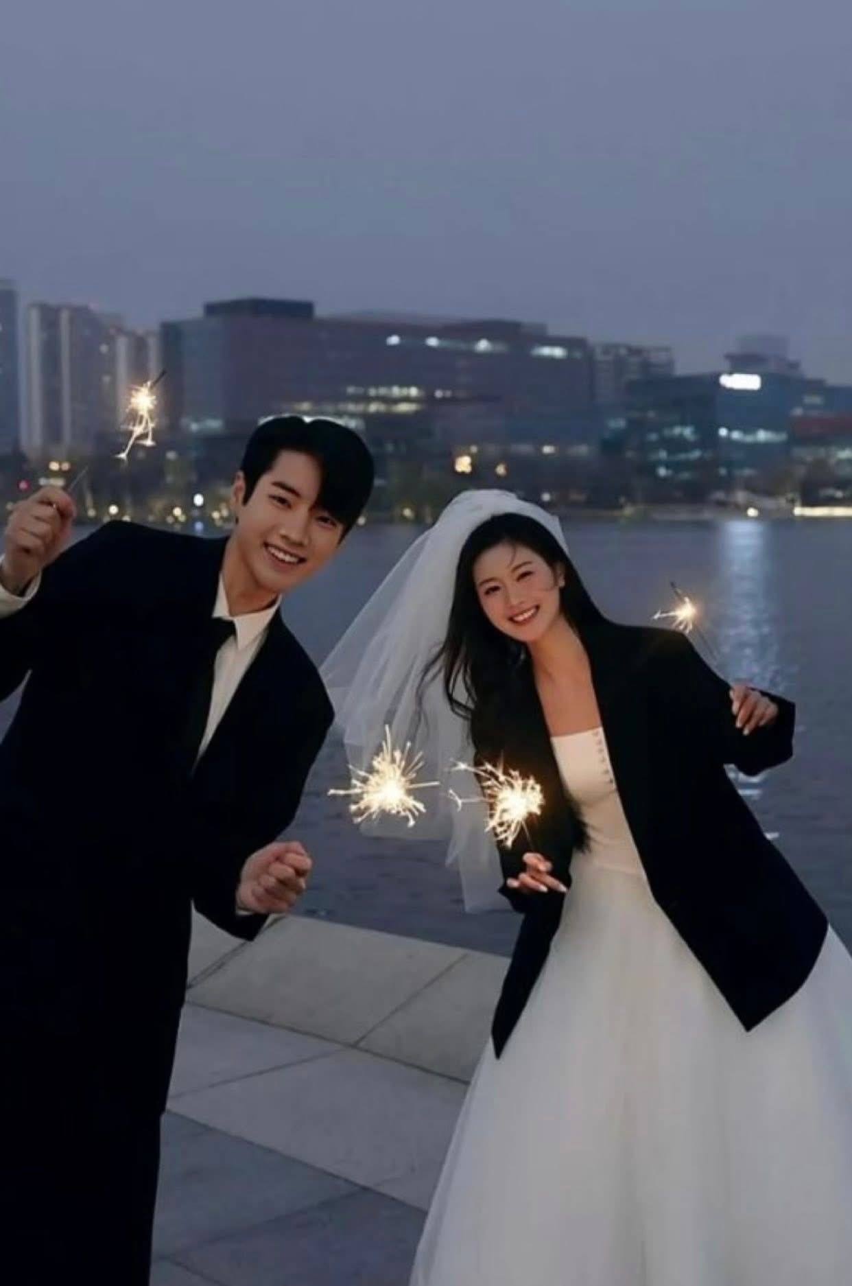 TẢNG BĂNG TAN CHẢY