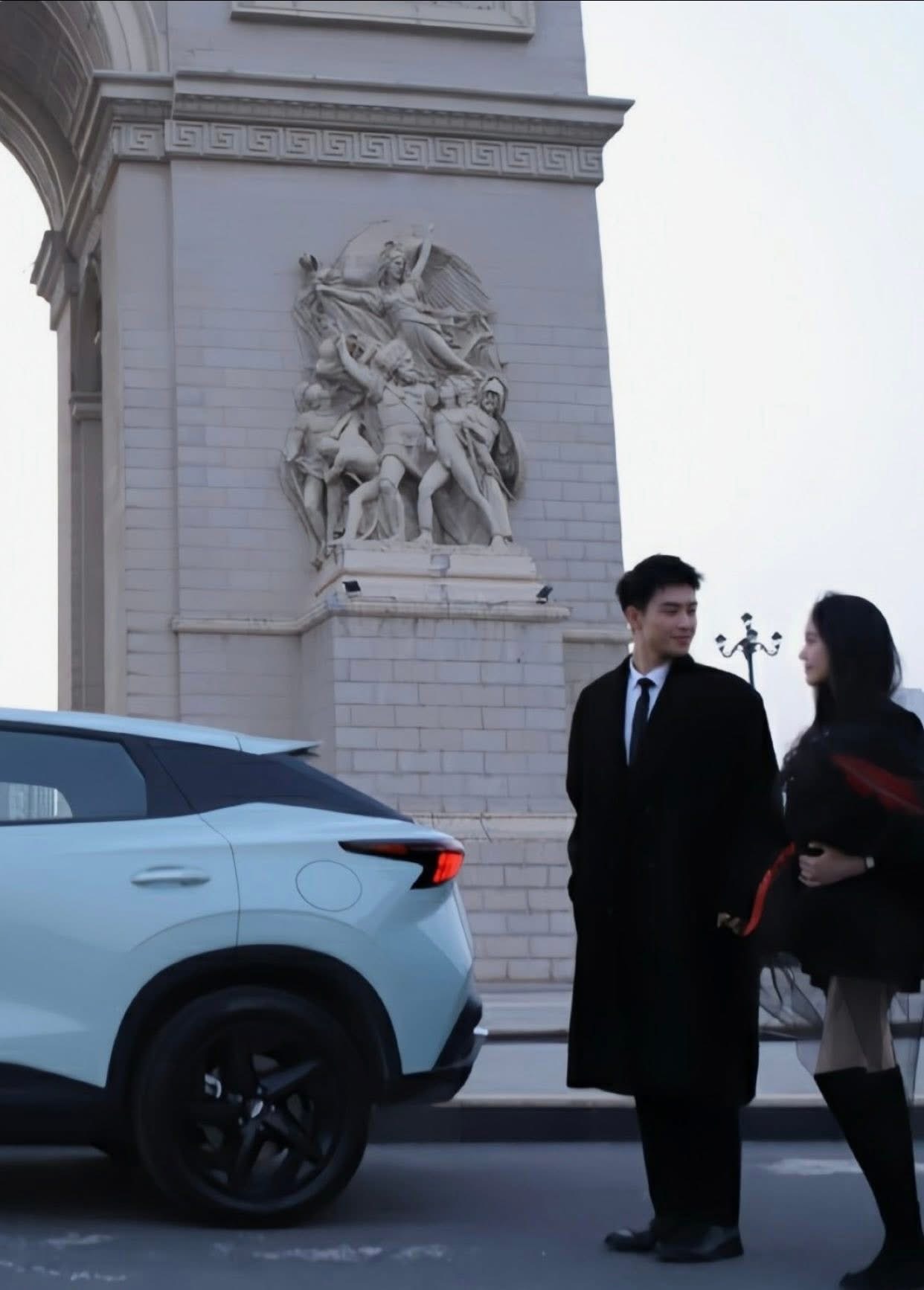 CẢM XÚC KHÓ GỌI TÊN