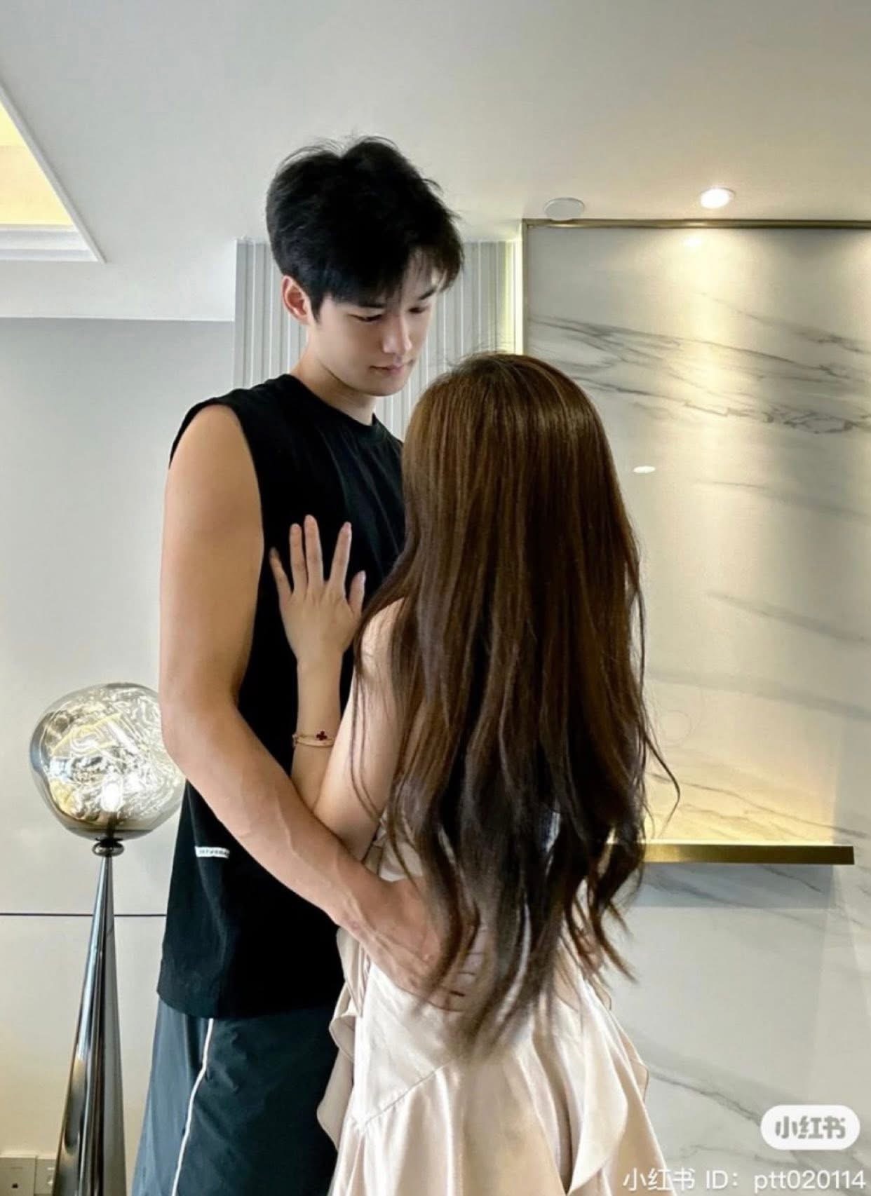 ÁNH SÁNG CỦA TÌNH YÊU