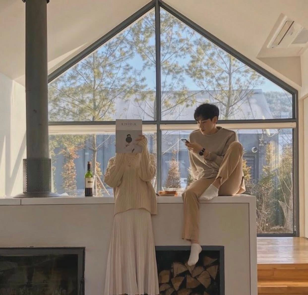 BẠN THÂN THÍCH NGOẠI TÌNH