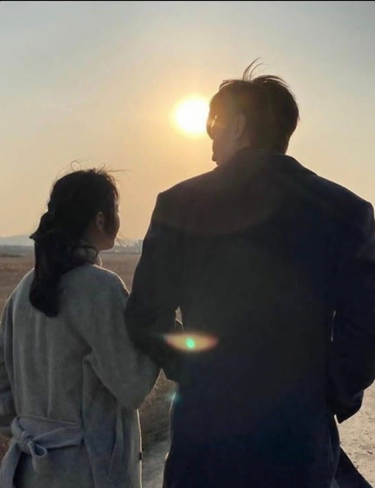 NỖI ÁM ẢNH CHÌM SÂU