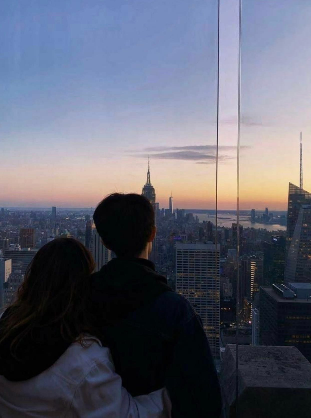 CHỒNG DẪN THƯ KÝ MANG THAI VỀ NHÀ