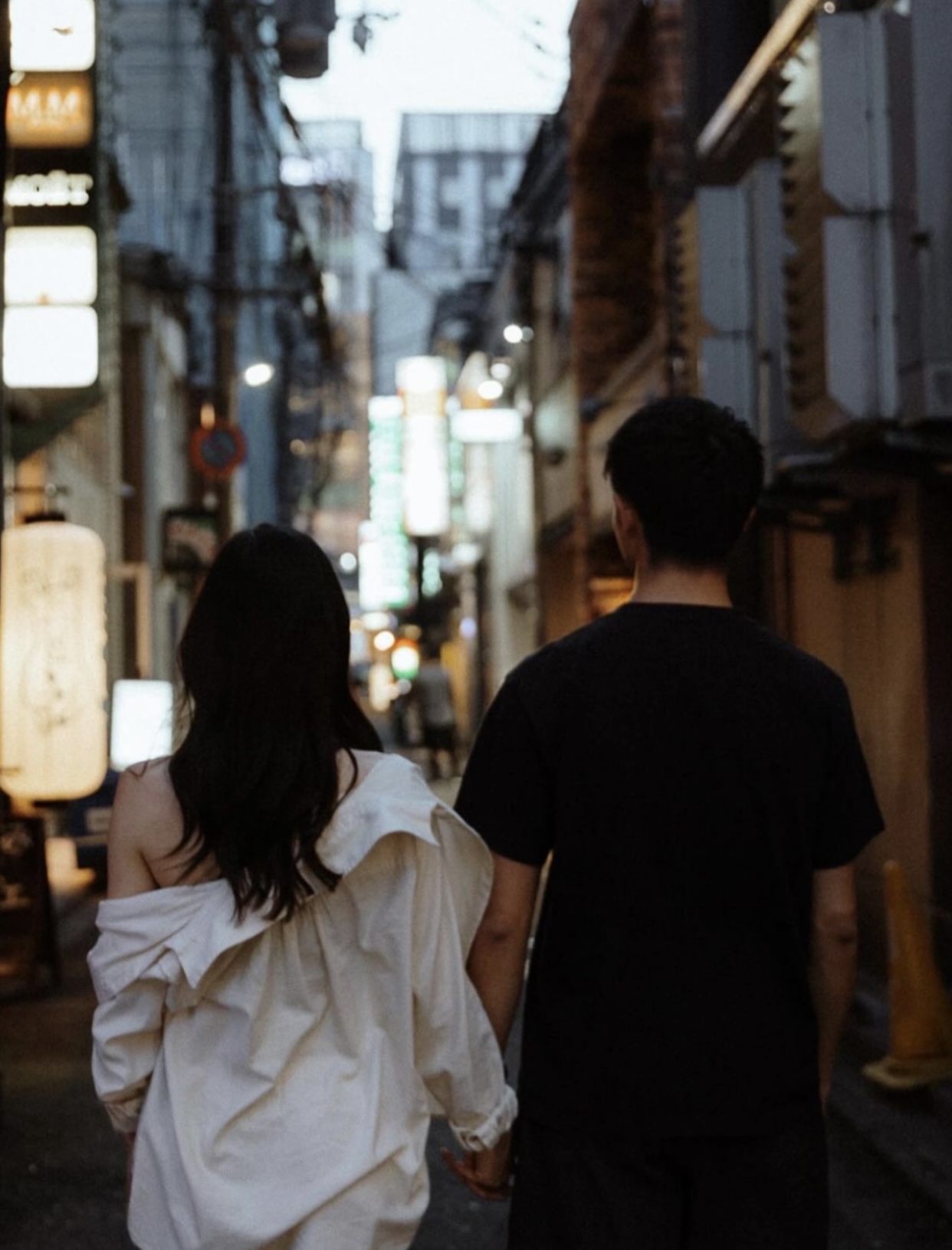 ÁNH SÁNG VỤT TẮT