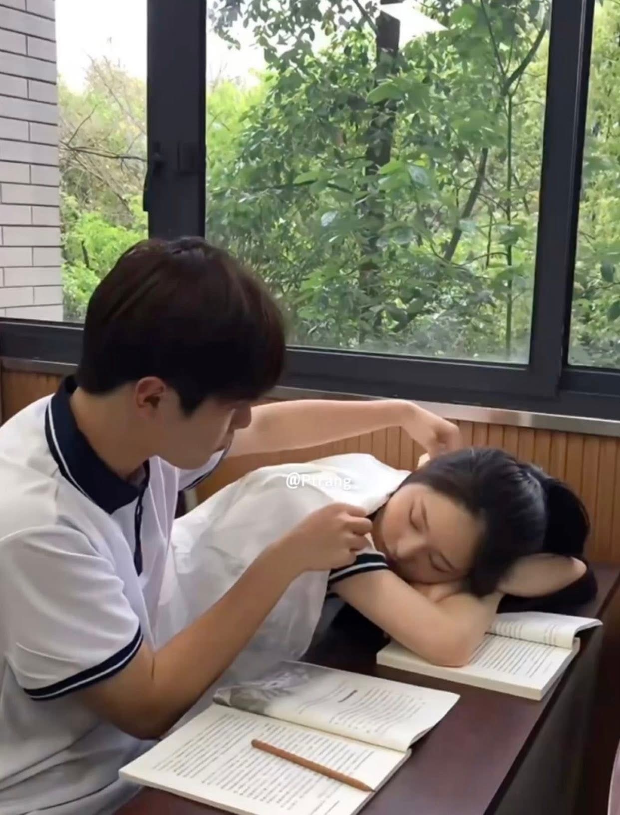 GẶP LẠI THANH MAI TRÚC MÃ