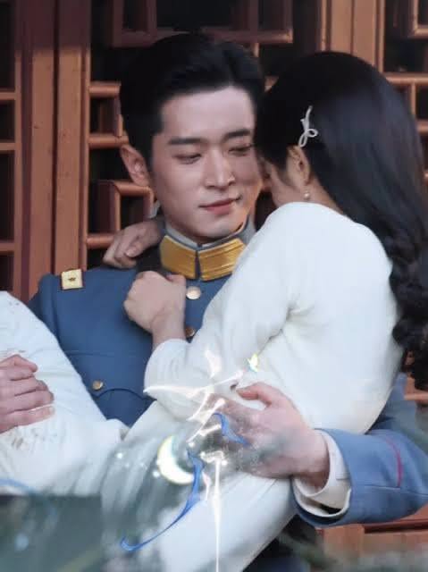 Không Còn Diệp Trường Vãn